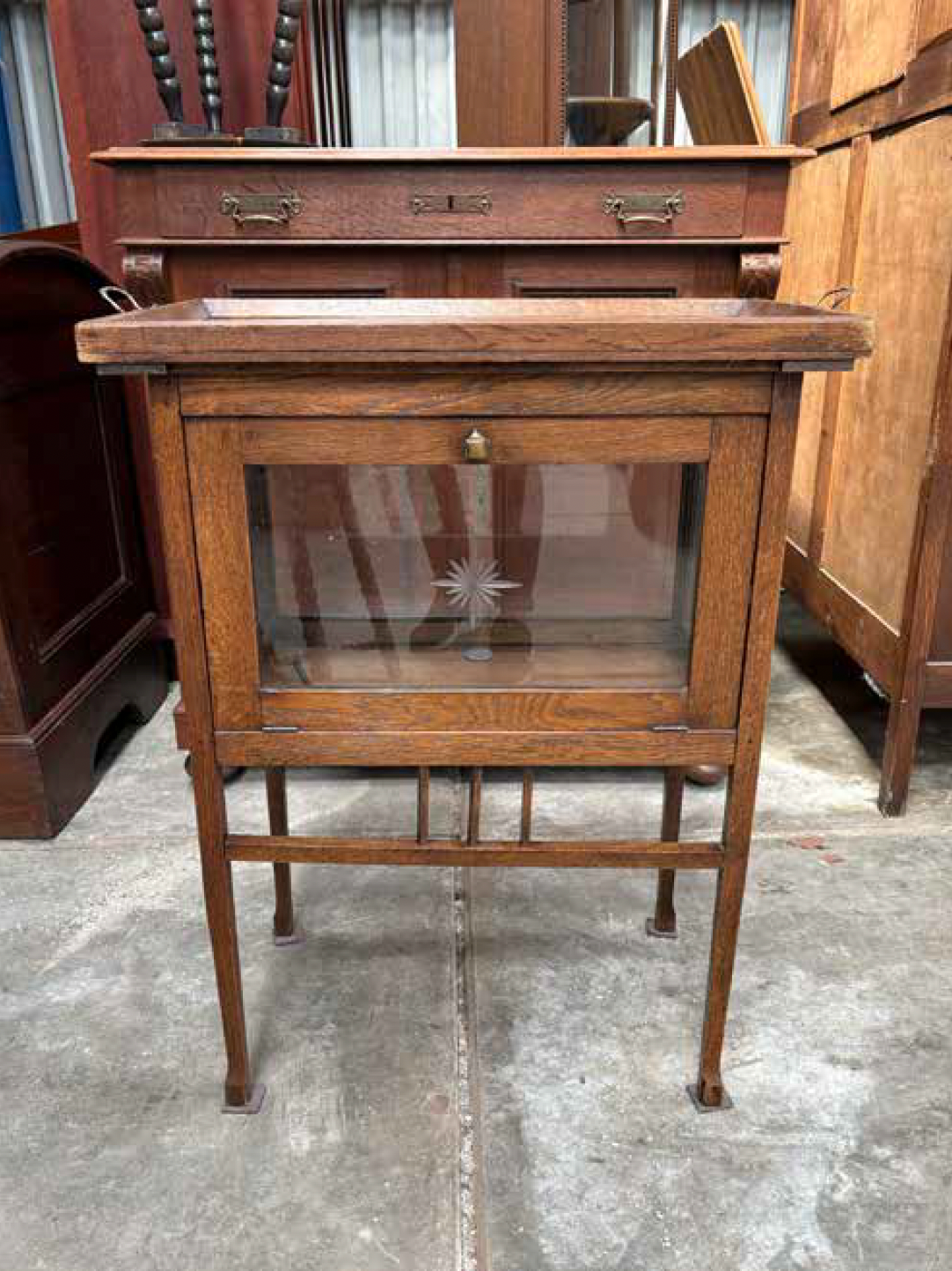 Tiger Oak Tea Table