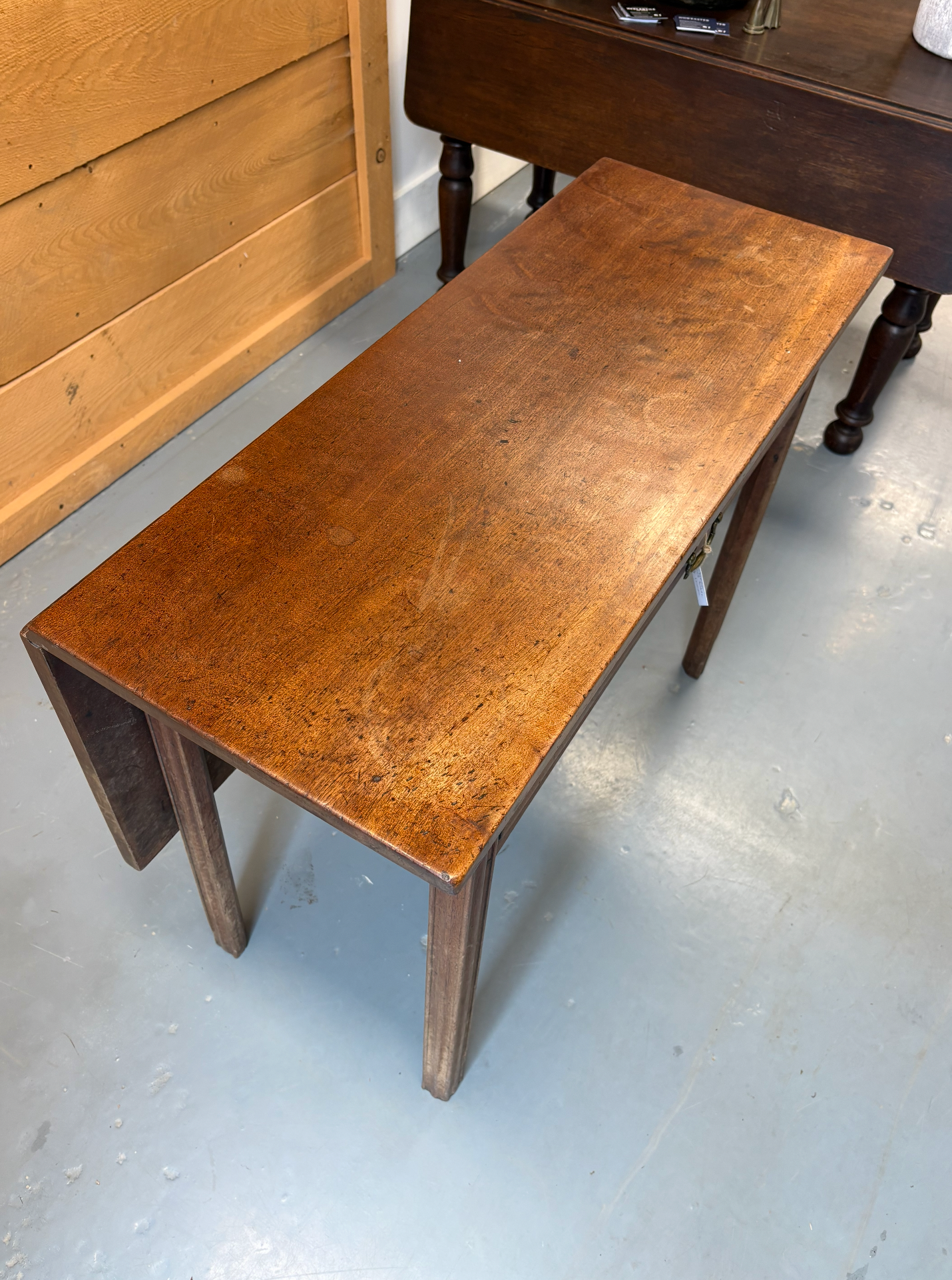 1760 Georgian Mahogany Drop Leaf Table